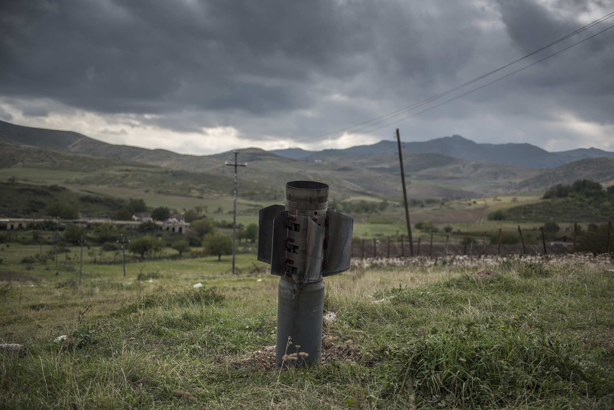 missile inesploso in un campo